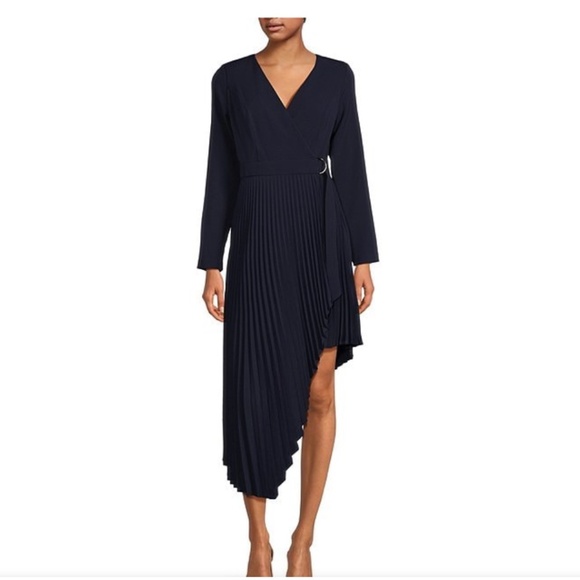 Taylor Dresses & Skirts - NWT Taylor Black Surplice V Neckline Long Sleeve Pleated Asymmetrical Dress Sz 4